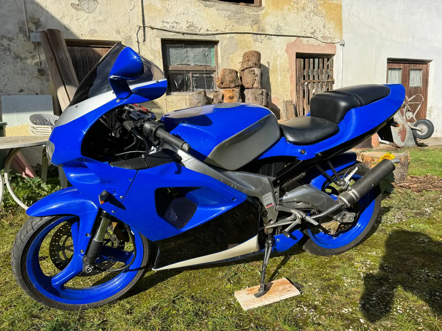 Aprilia RS 125 Replica Kék - 2