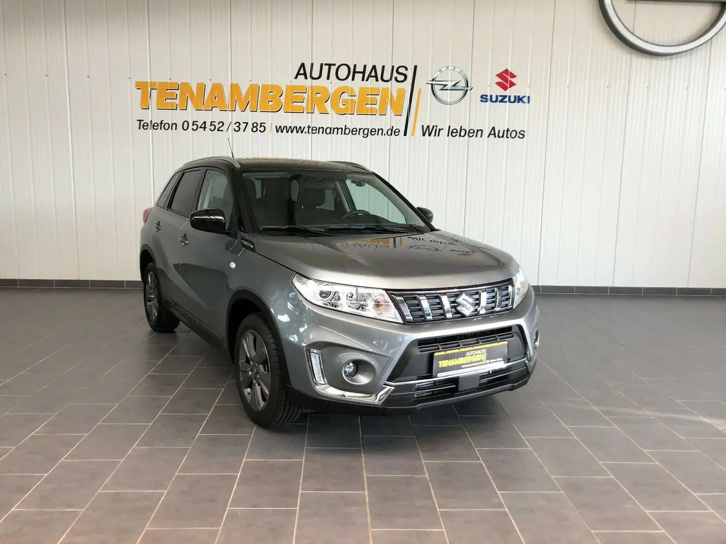 Suzuki Vitara 1.4  Comfort 4x2  Kamera / Tempomat / DAB Grau - 1