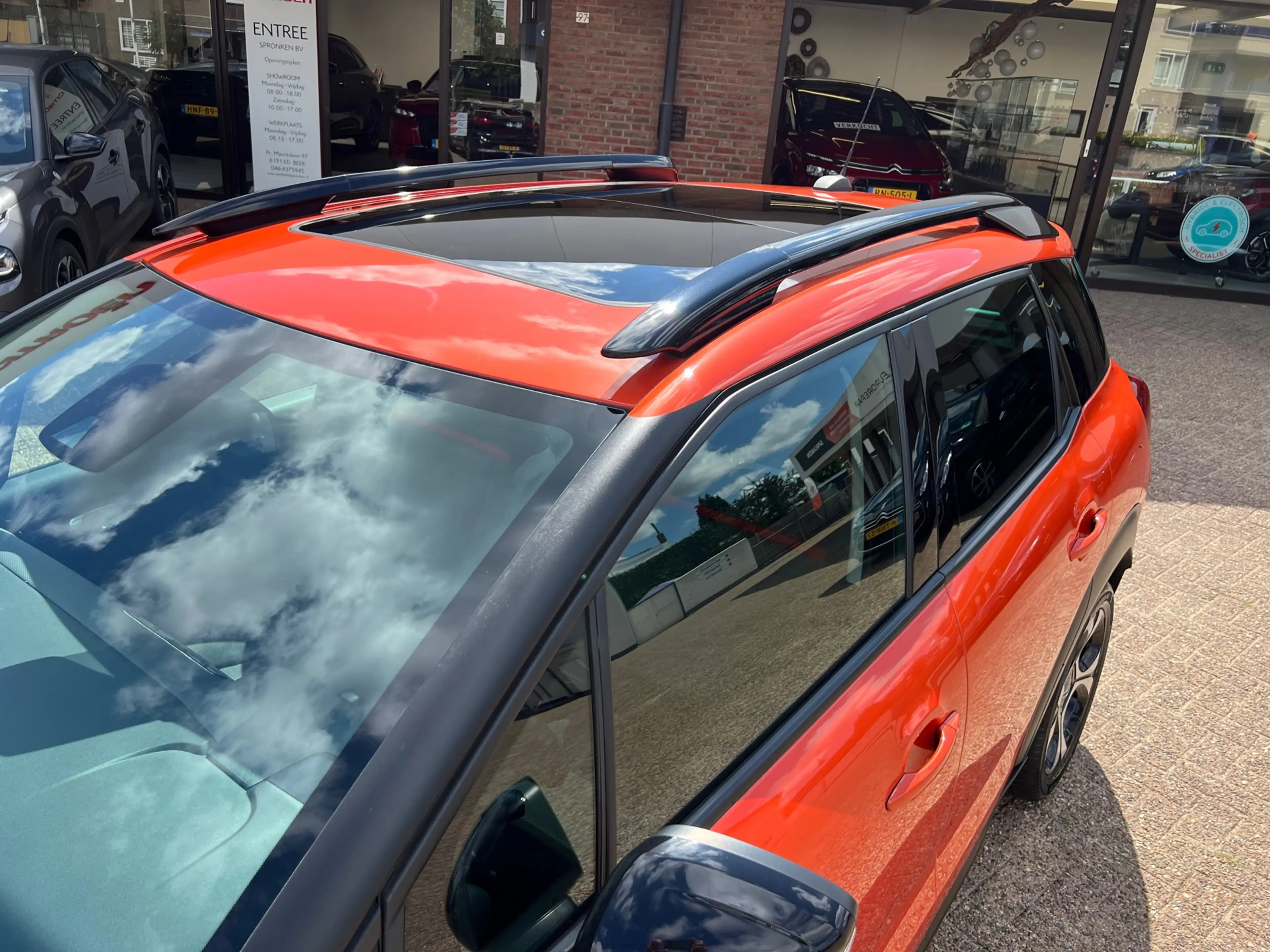 Citroen C3 Aircross 1.2 110 pk PureTech S&S Shine Navi-Trekhaak-Panora — photo 6
