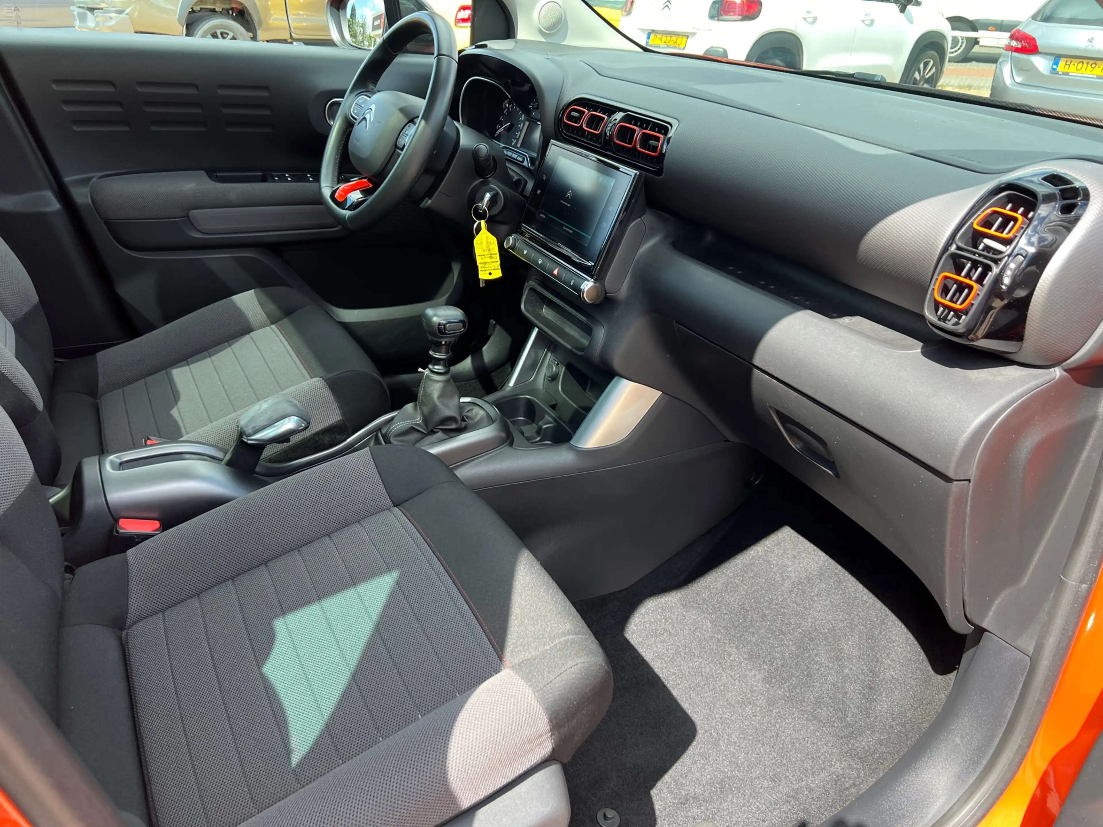 Citroen C3 Aircross 1.2 110 pk PureTech S&S Shine Navi-Trekhaak-Panora