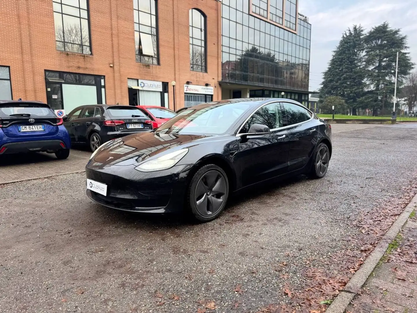 Tesla Model 3 Standard rwd Plus Rosso - 1