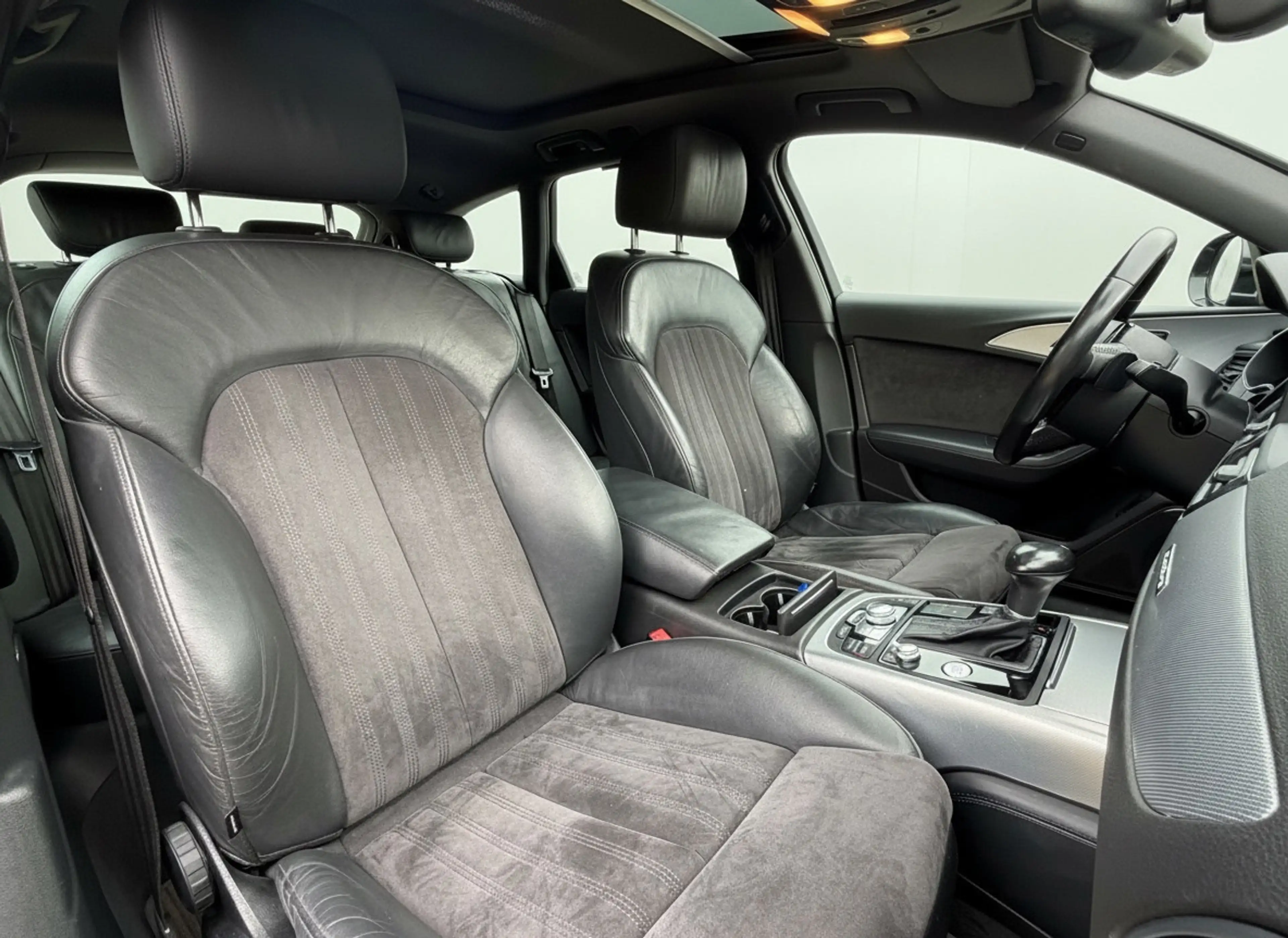 Audi A6 allroad quattro 3.0 TDI Premium Edition, panoramadak, trek — photo 4