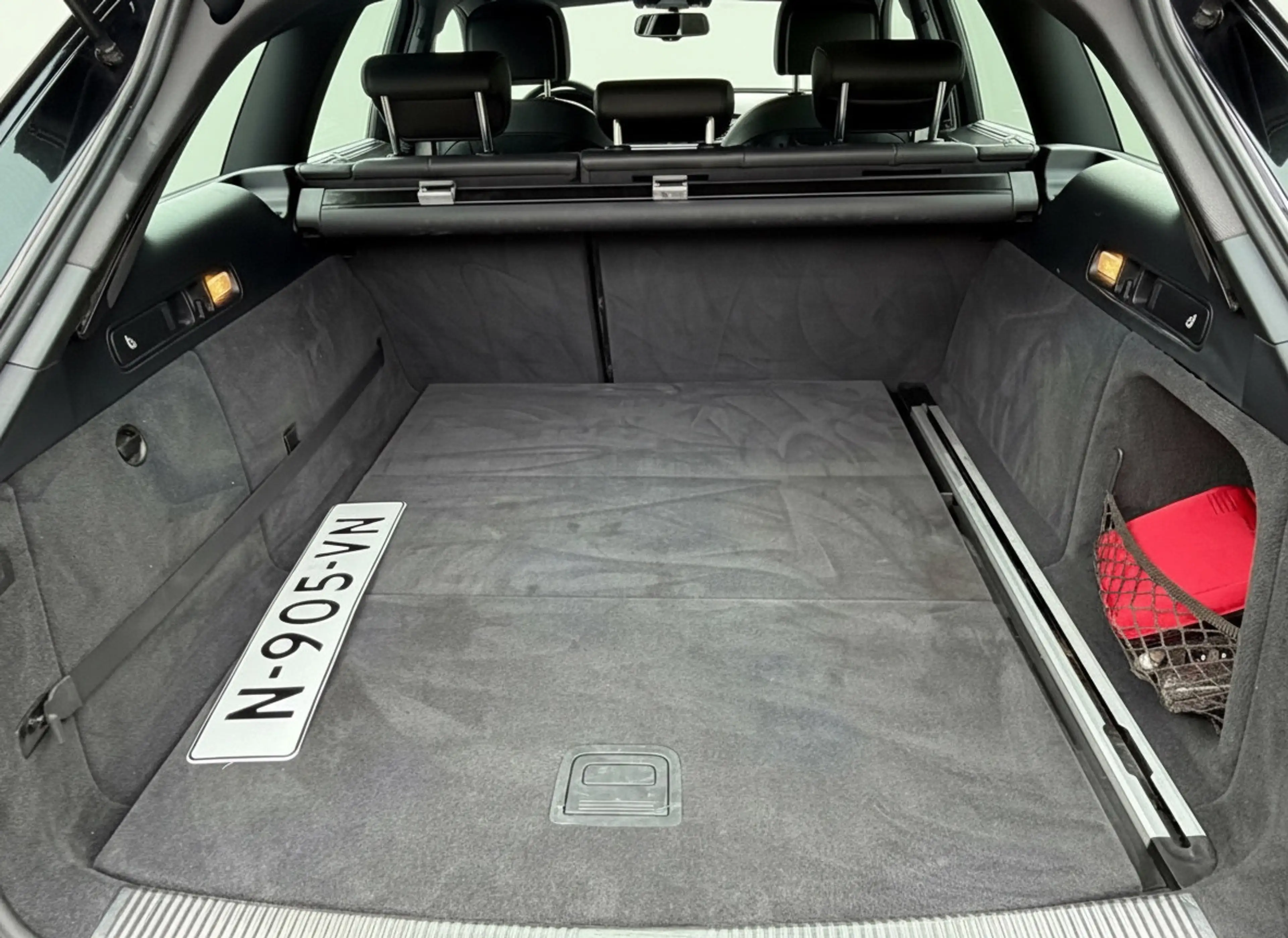 Audi A6 allroad quattro 3.0 TDI Premium Edition, panoramadak, trek — photo 24