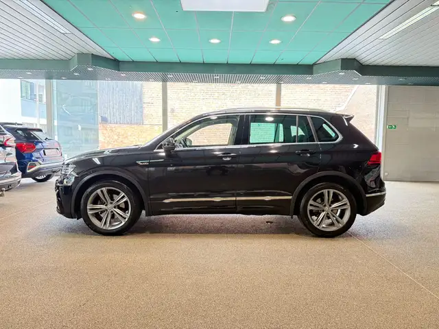 Volkswagen Tiguan view 8