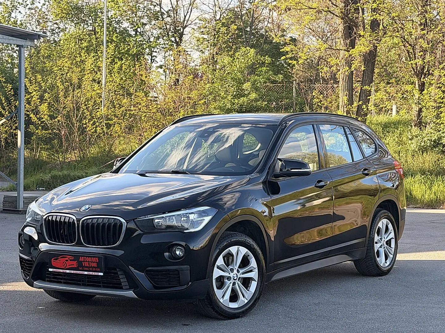 BMW X1 xDrive18d Advantage*ALLRAD,12 MONATE GARANTIE;P... Schwarz - 1