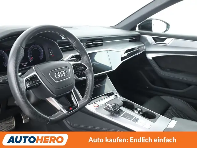 Audi S6 view 11