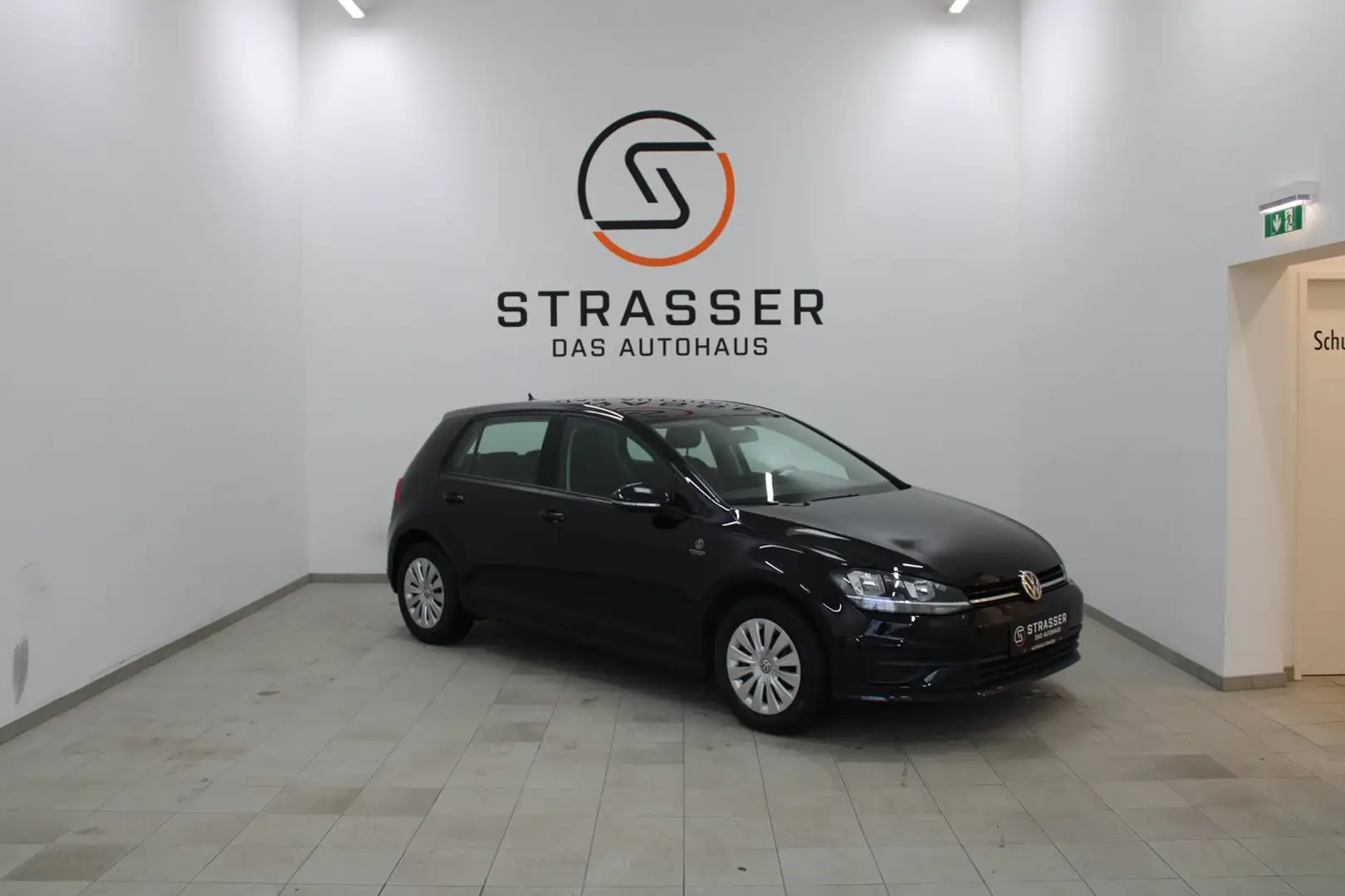 Volkswagen Golf VII Lim. Basis Start-Stopp Schwarz - 1