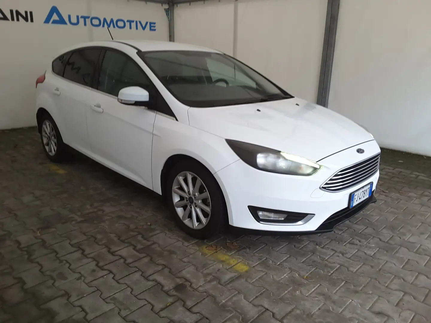 Ford Focus 1.5 TDCi 120cv Titanium *TAGLIANDI FORD* Bianco - 2