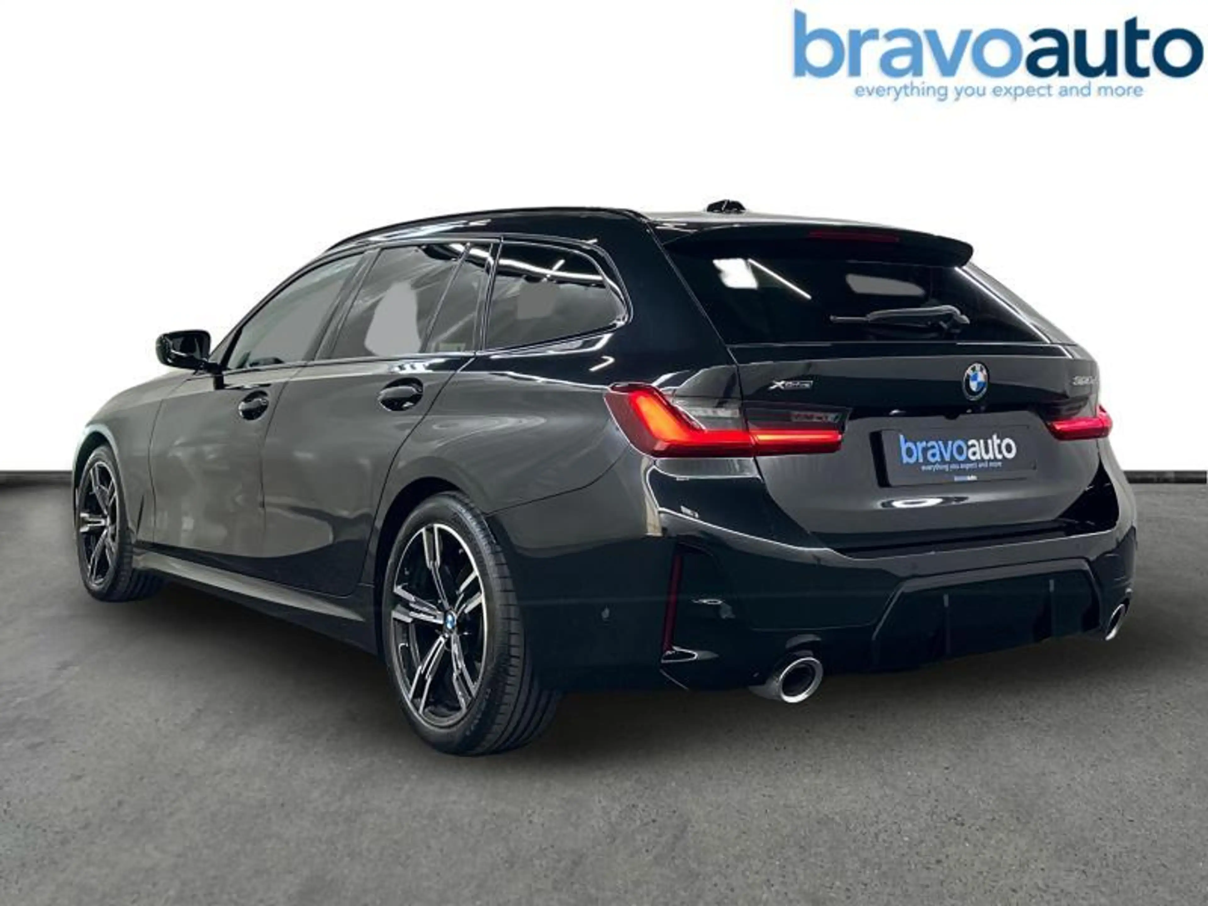 BMW 320 320dA xDrive Touring M Sport — photo 2