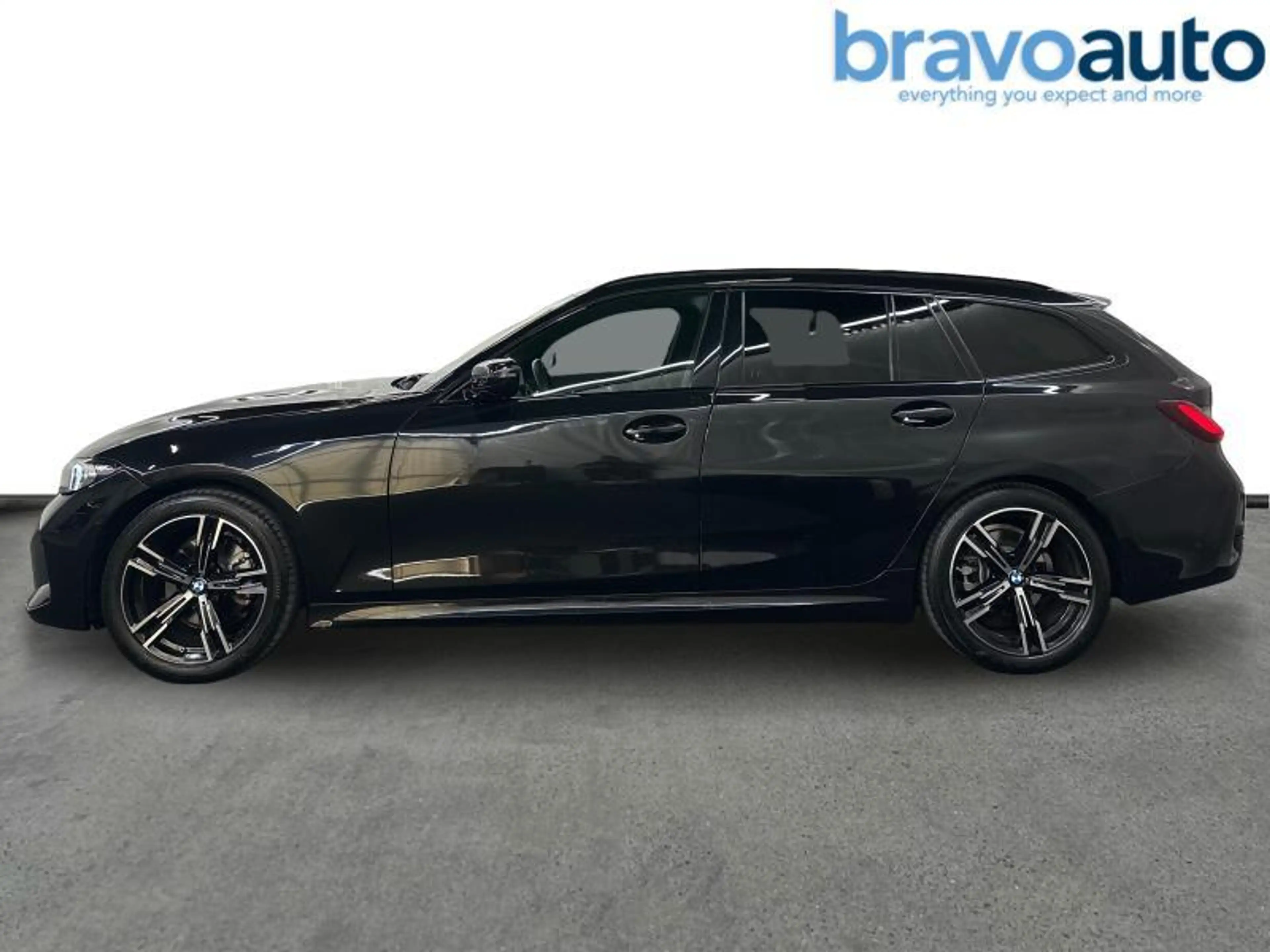 BMW 320 320dA xDrive Touring M Sport — photo 3