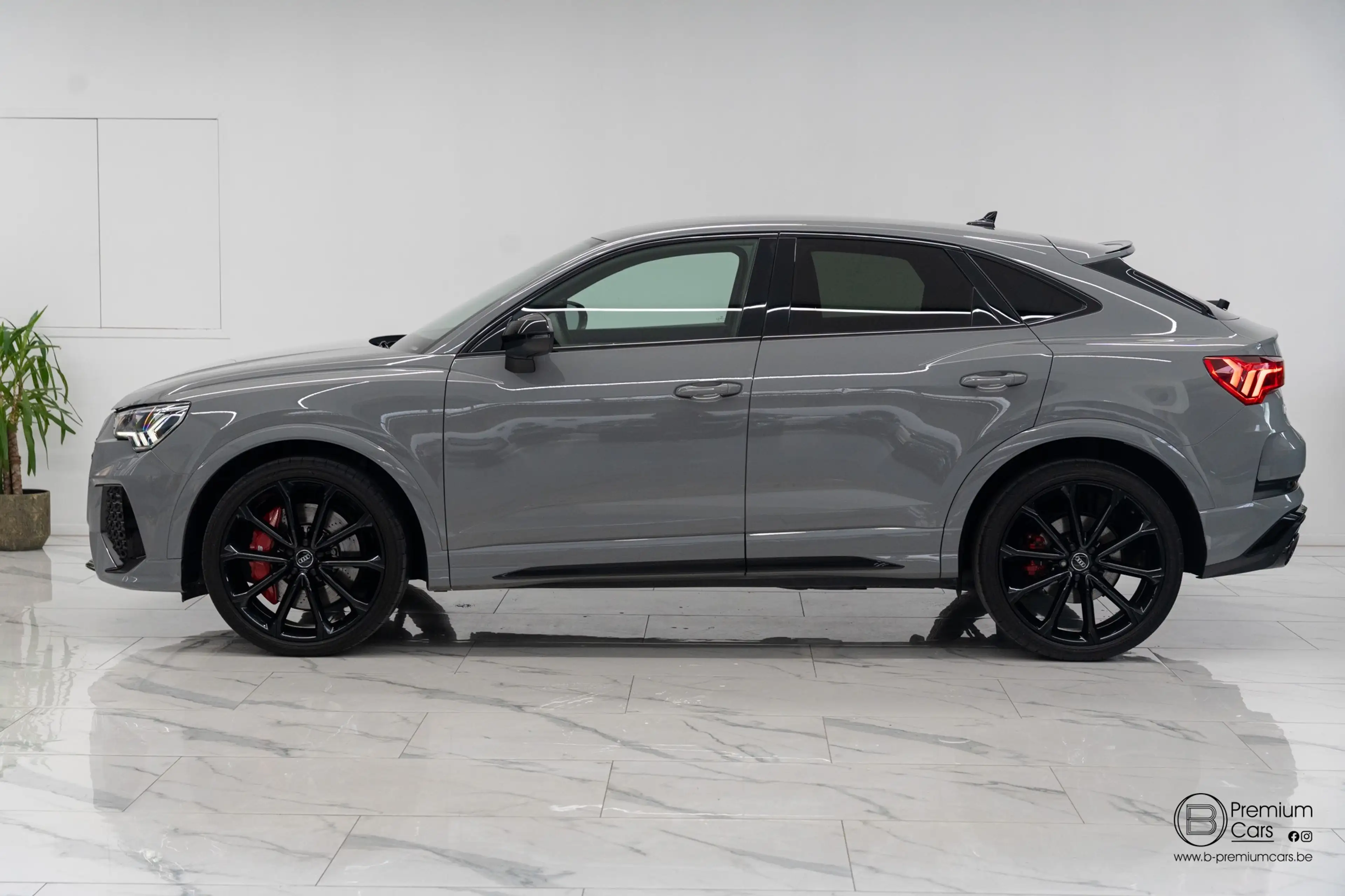 Audi RS Q3 sportback Quattro! Camera! Cruise! RS Dynamic! — photo 9