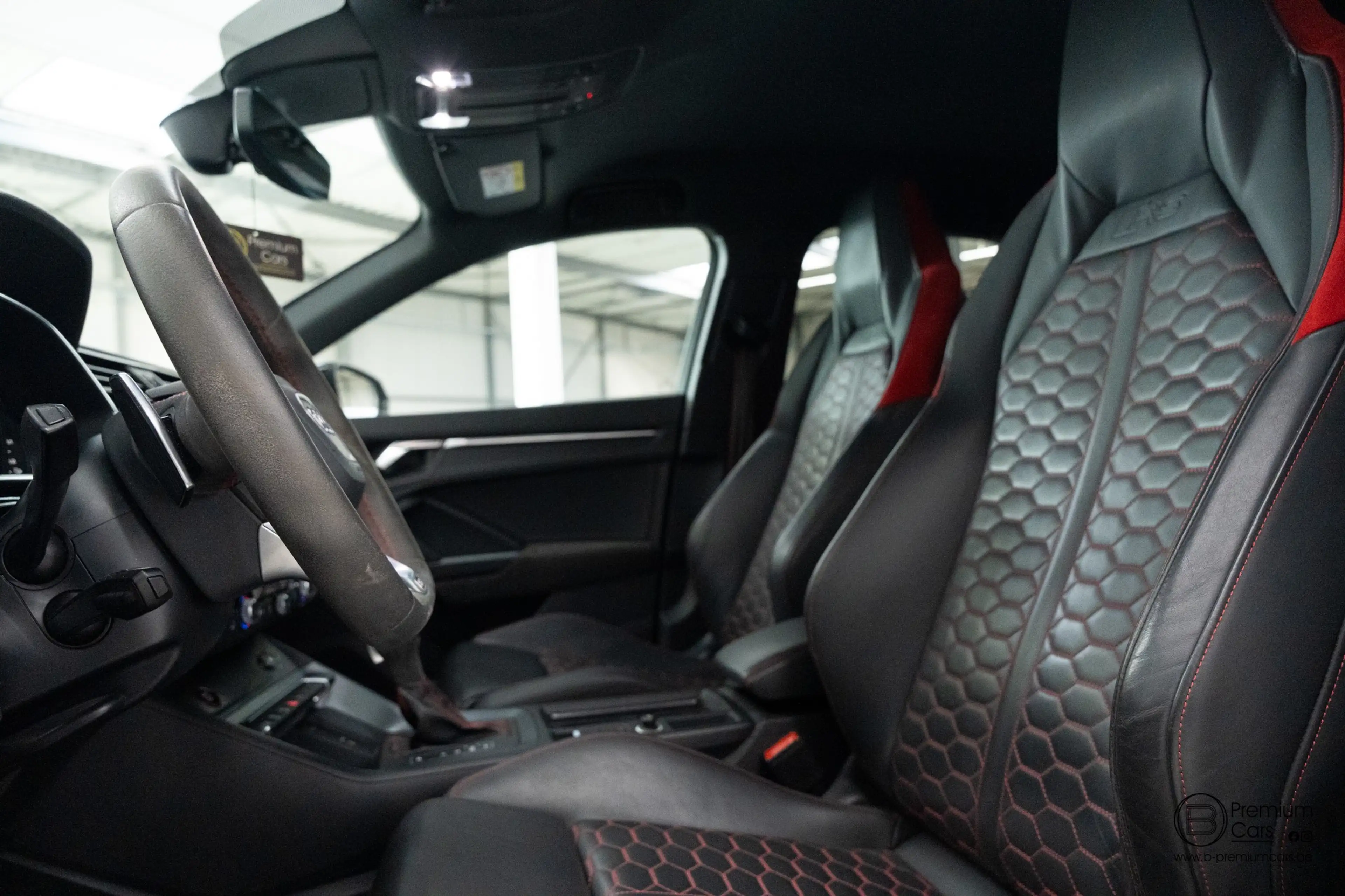 Audi RS Q3 sportback Quattro! Camera! Cruise! RS Dynamic! — photo 11