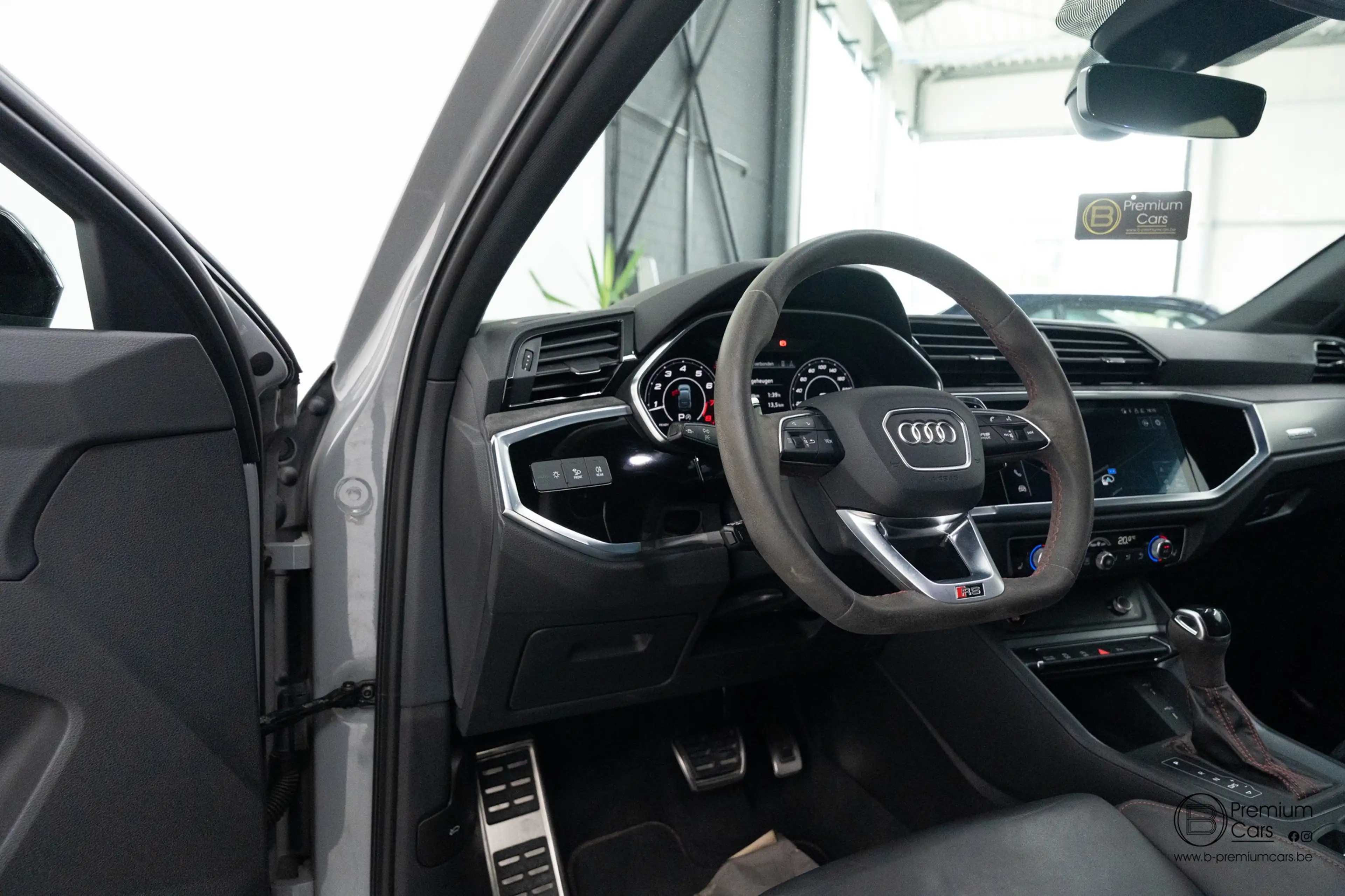 Audi RS Q3 sportback Quattro! Camera! Cruise! RS Dynamic! — photo 10