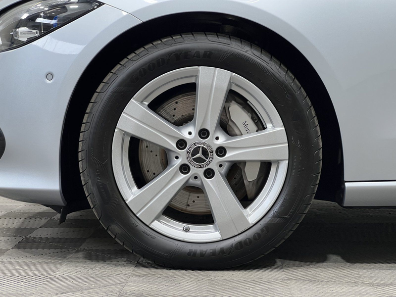 Mercedes-Benz C 400 e 4M Avantgarde Premium+360+Memory+Totwink — photo 3