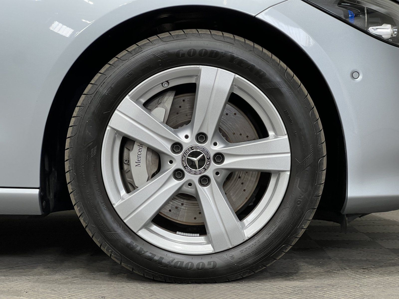 Mercedes-Benz C 400 e 4M Avantgarde Premium+360+Memory+Totwink — photo 12