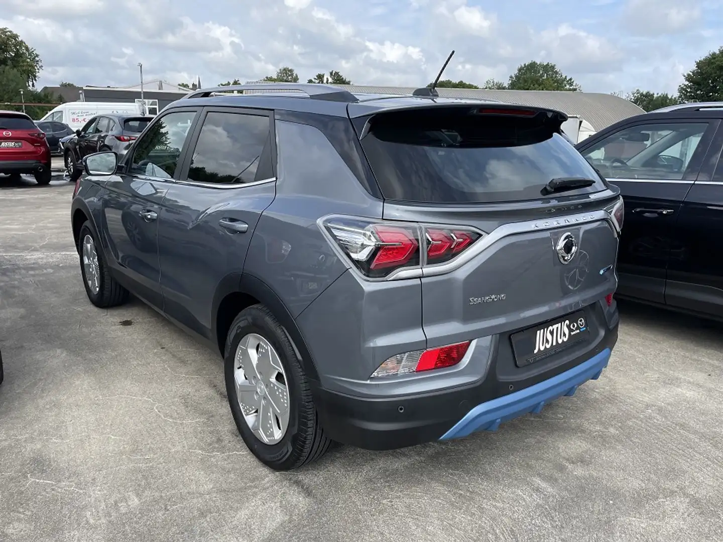 KGM Korando e-Motion Titanium Gris - 2