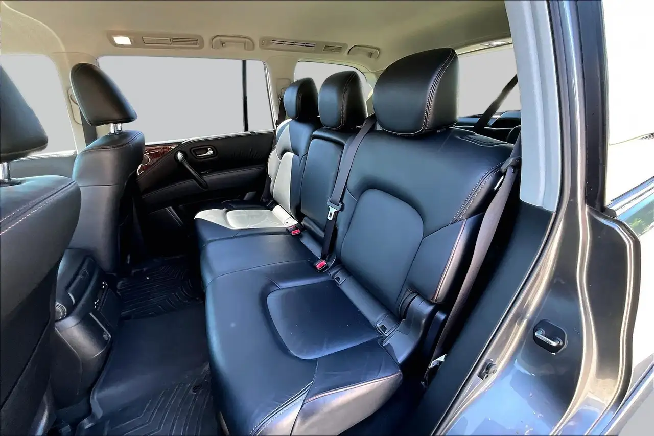 Nissan Armada снимка Nissan Armada