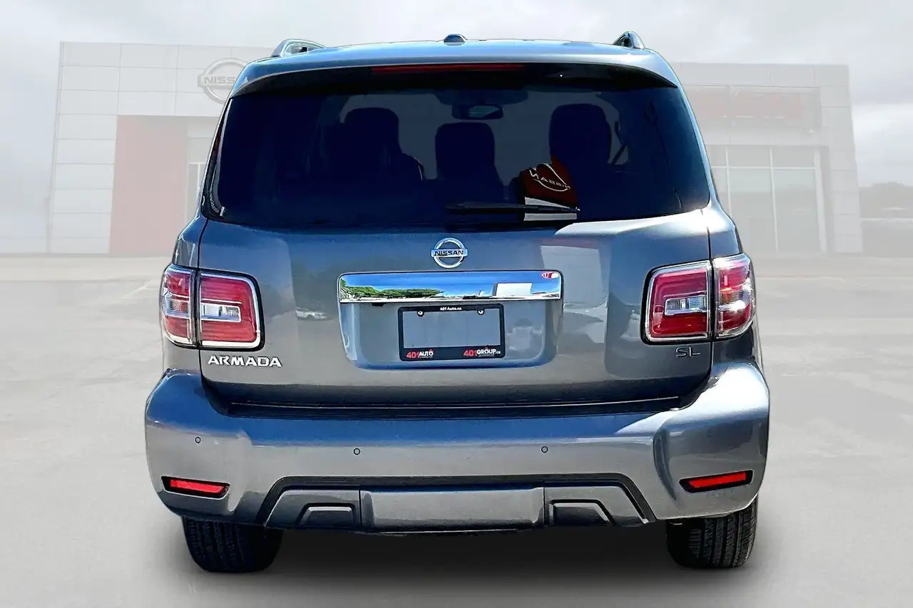 Nissan Armada снимка Nissan Armada