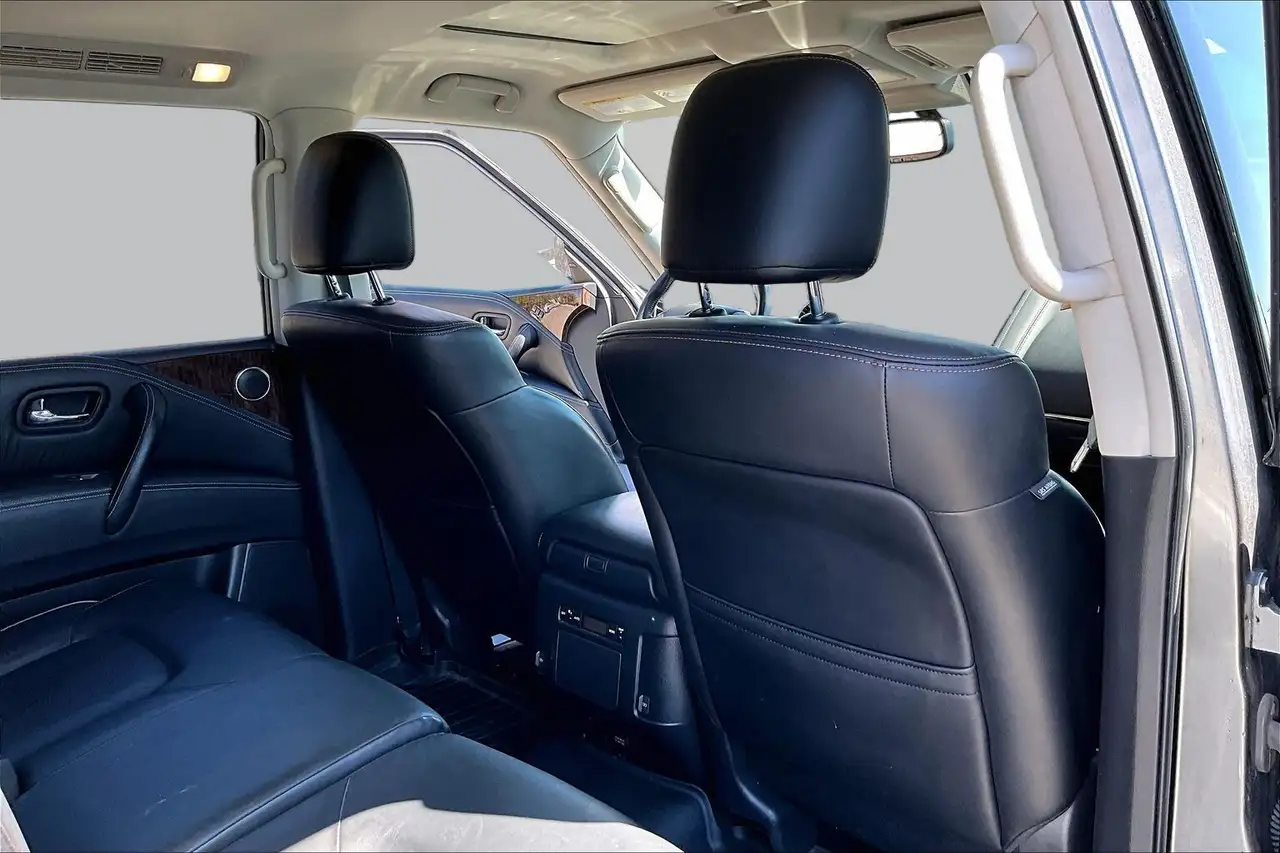 Nissan Armada снимка Nissan Armada