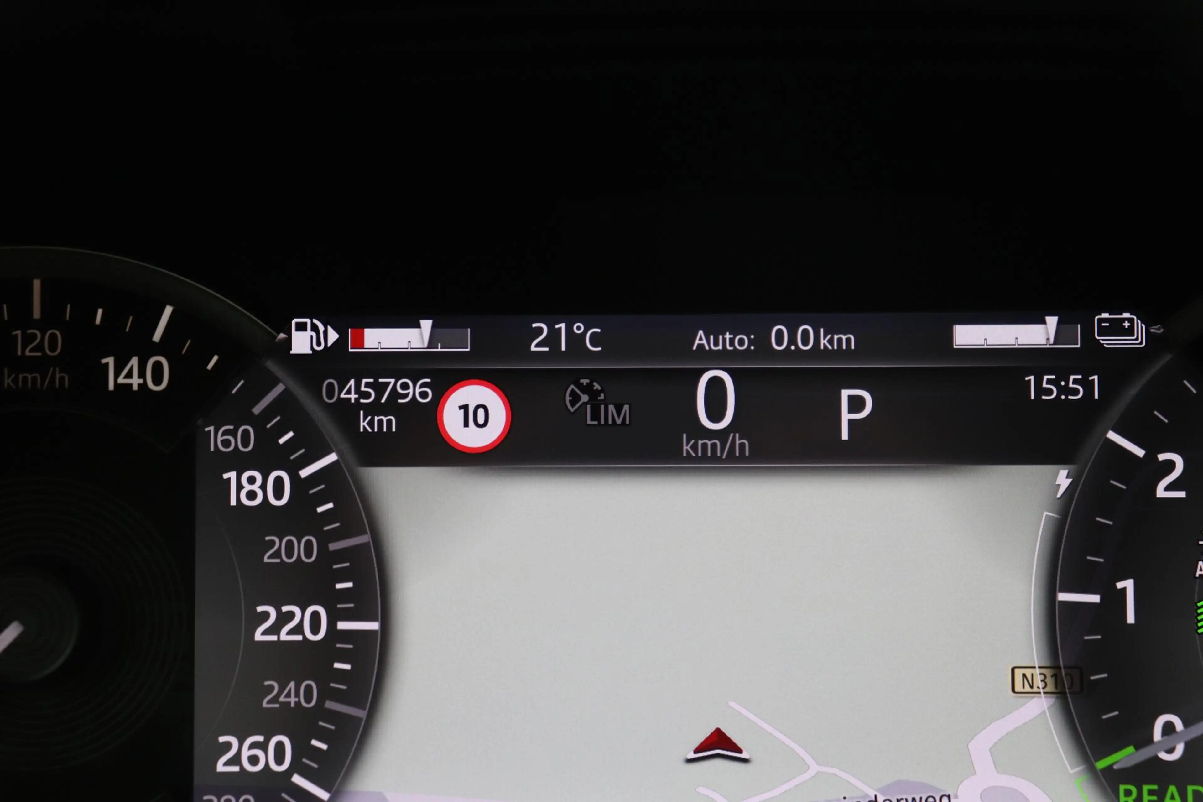 Jaguar E-Pace P300e R-Dynamic SE | Panoramadak | ACC | BLIS | Tr — photo 20