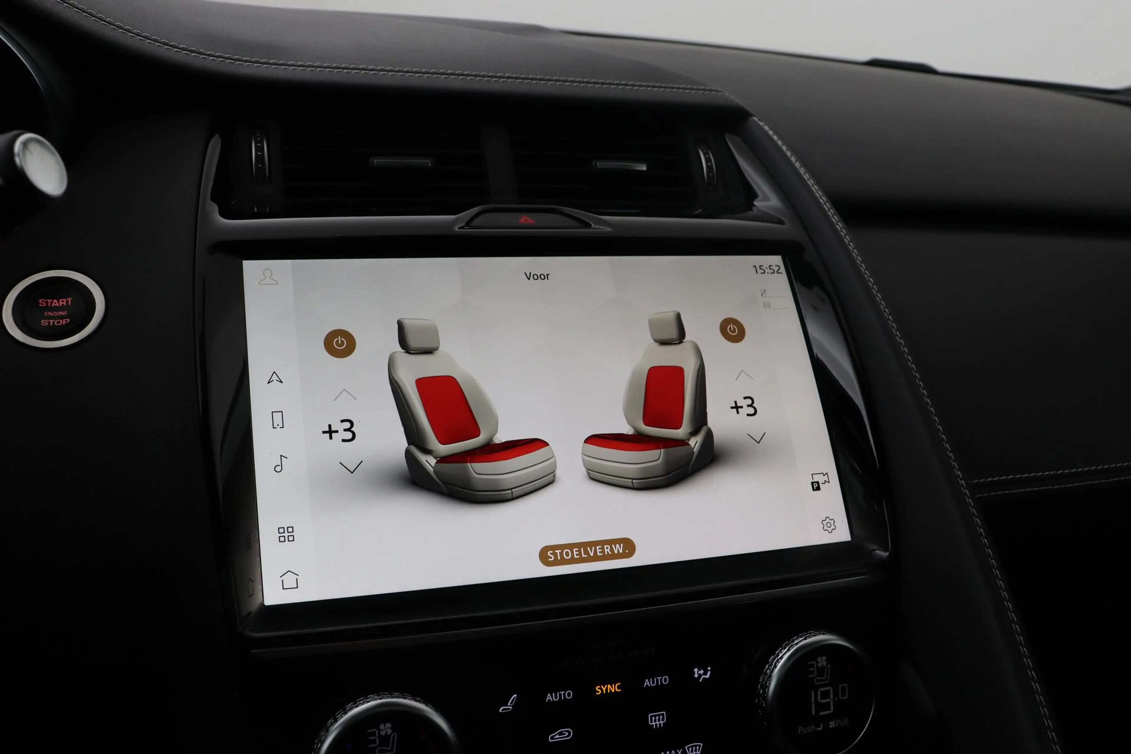 Jaguar E-Pace P300e R-Dynamic SE | Panoramadak | ACC | BLIS | Tr — photo 29