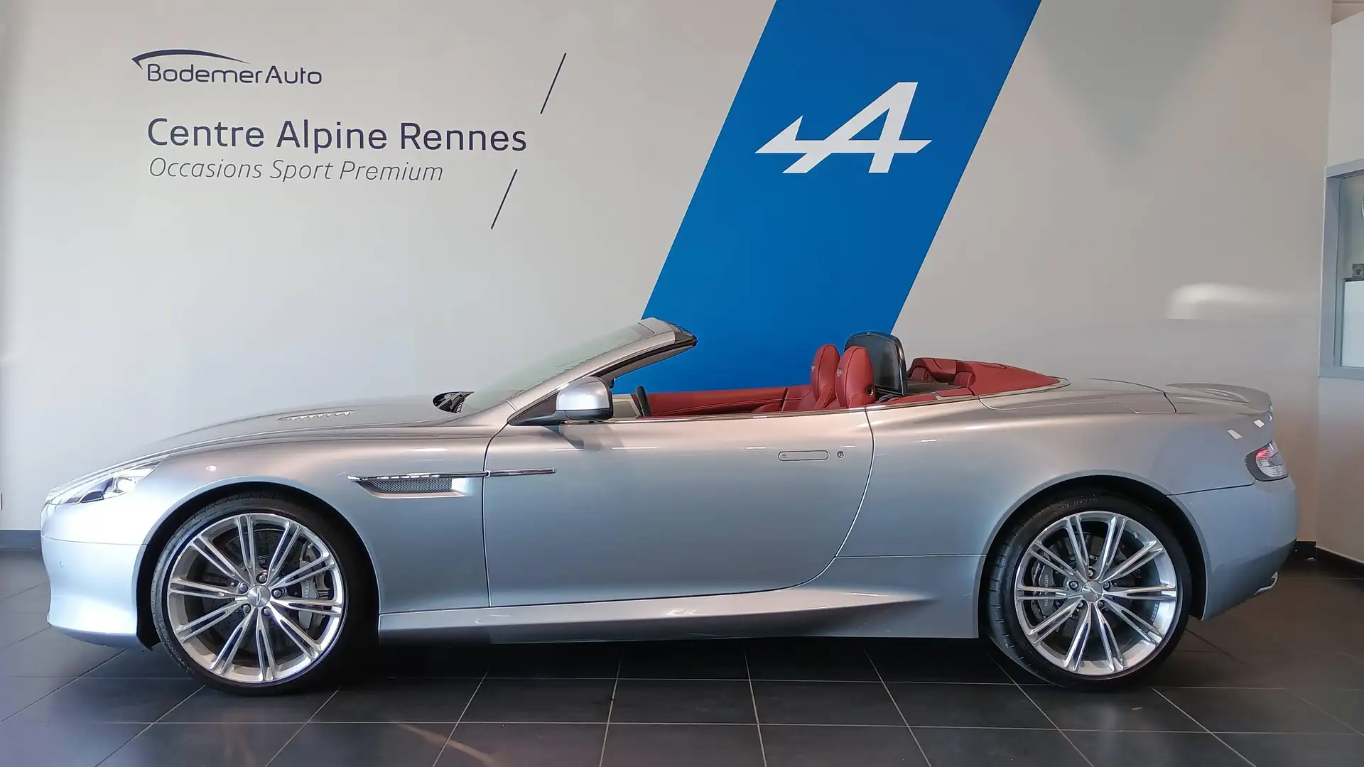 Aston Martin DB9 DB9 VOLANTE Grau - 2
