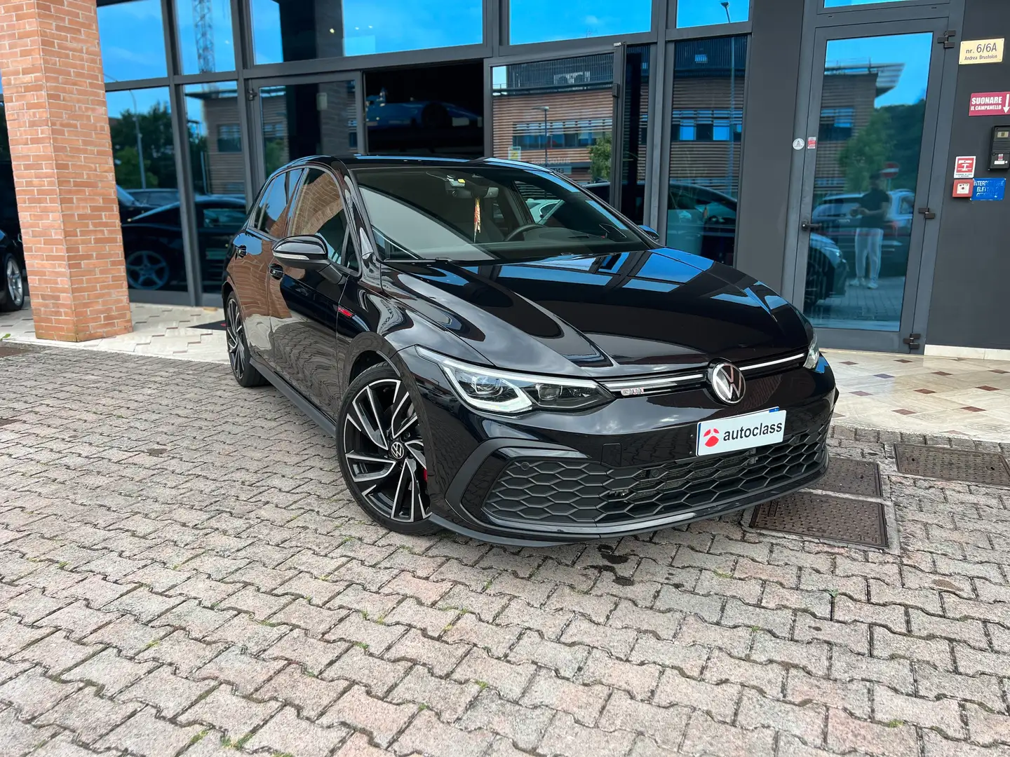 Volkswagen Golf GTI Golf 2.0 tsi GTI 245cv dsg Zwart - 1