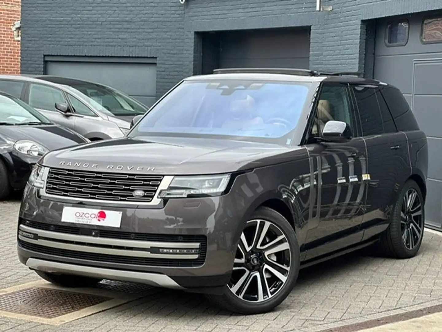 Land Rover Range Rover L460 HSE *FullOption*Pano|AutomatischInstaplijsten Grijs - 1
