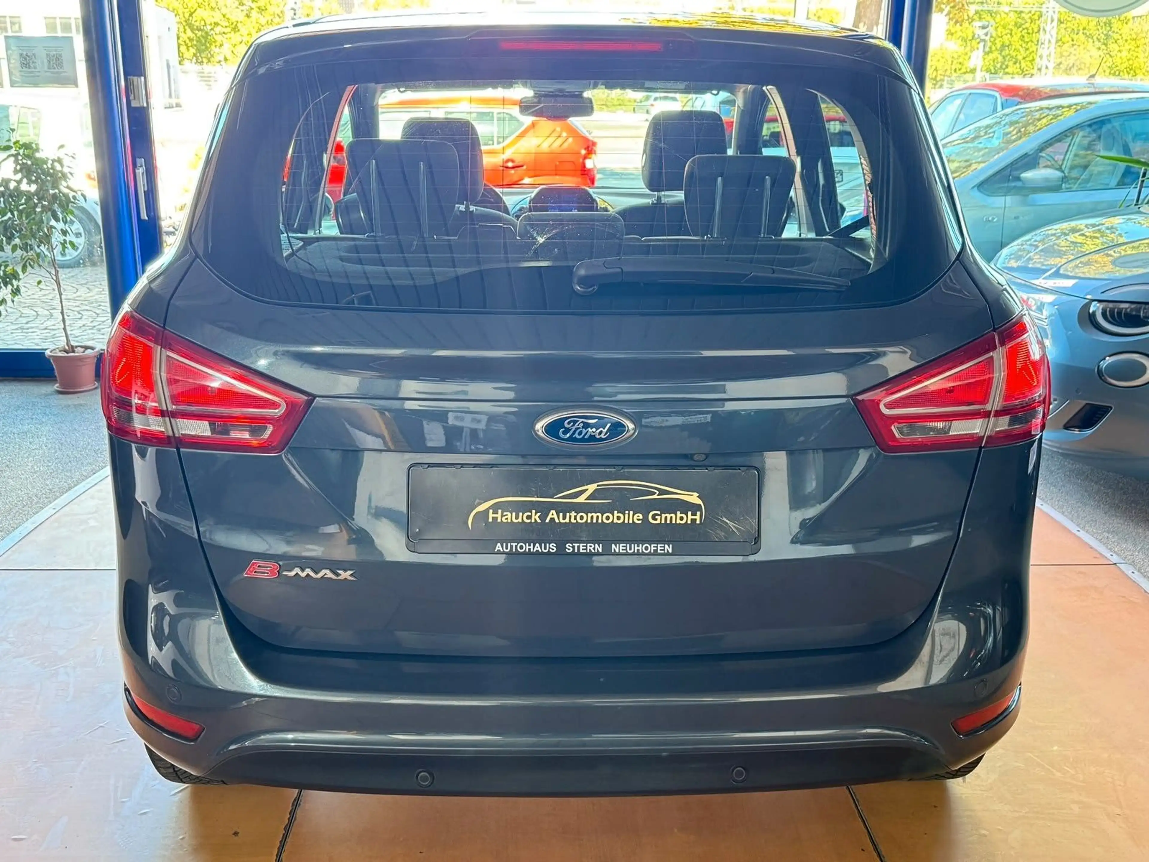 Ford B-Max B-MAX Titanium Automatik / Navi / R-Kamera — photo 4