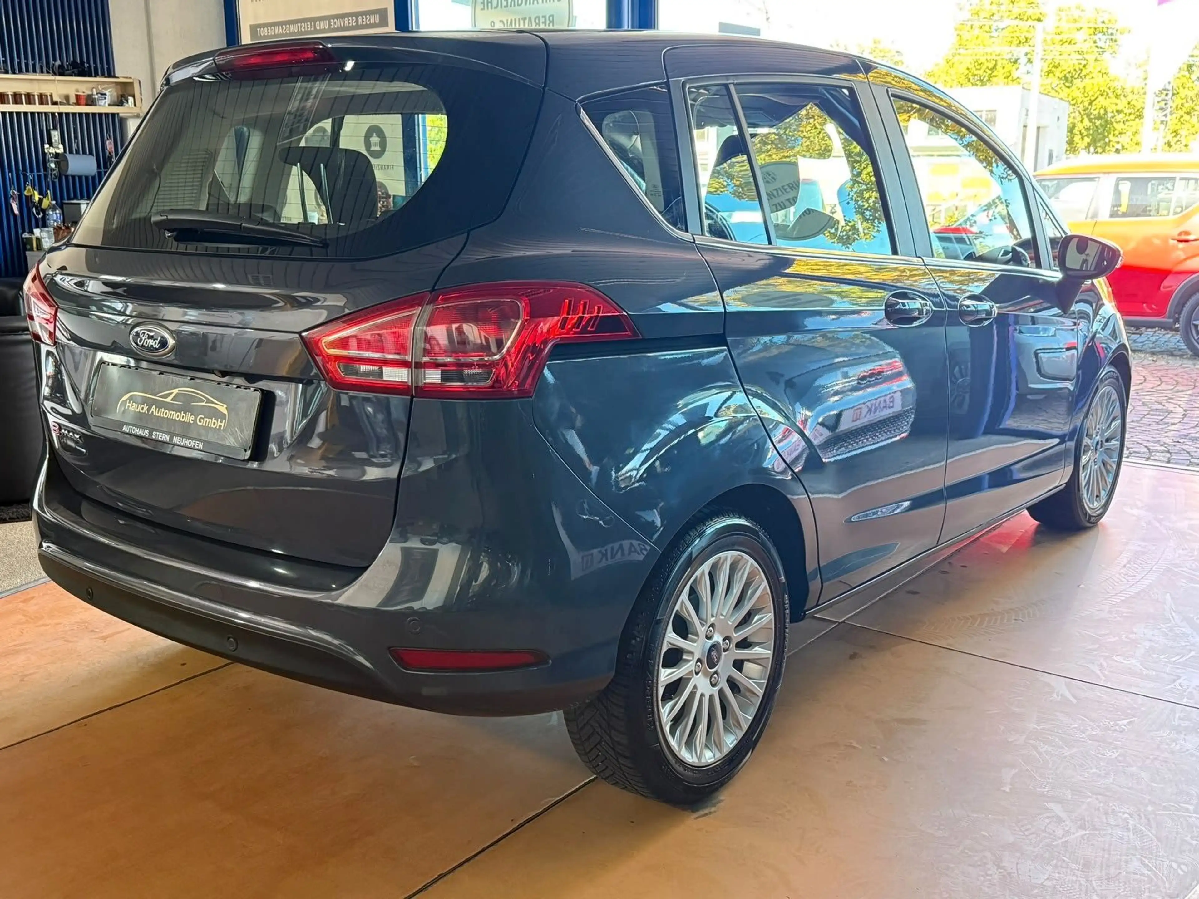 Ford B-Max B-MAX Titanium Automatik / Navi / R-Kamera — photo 5