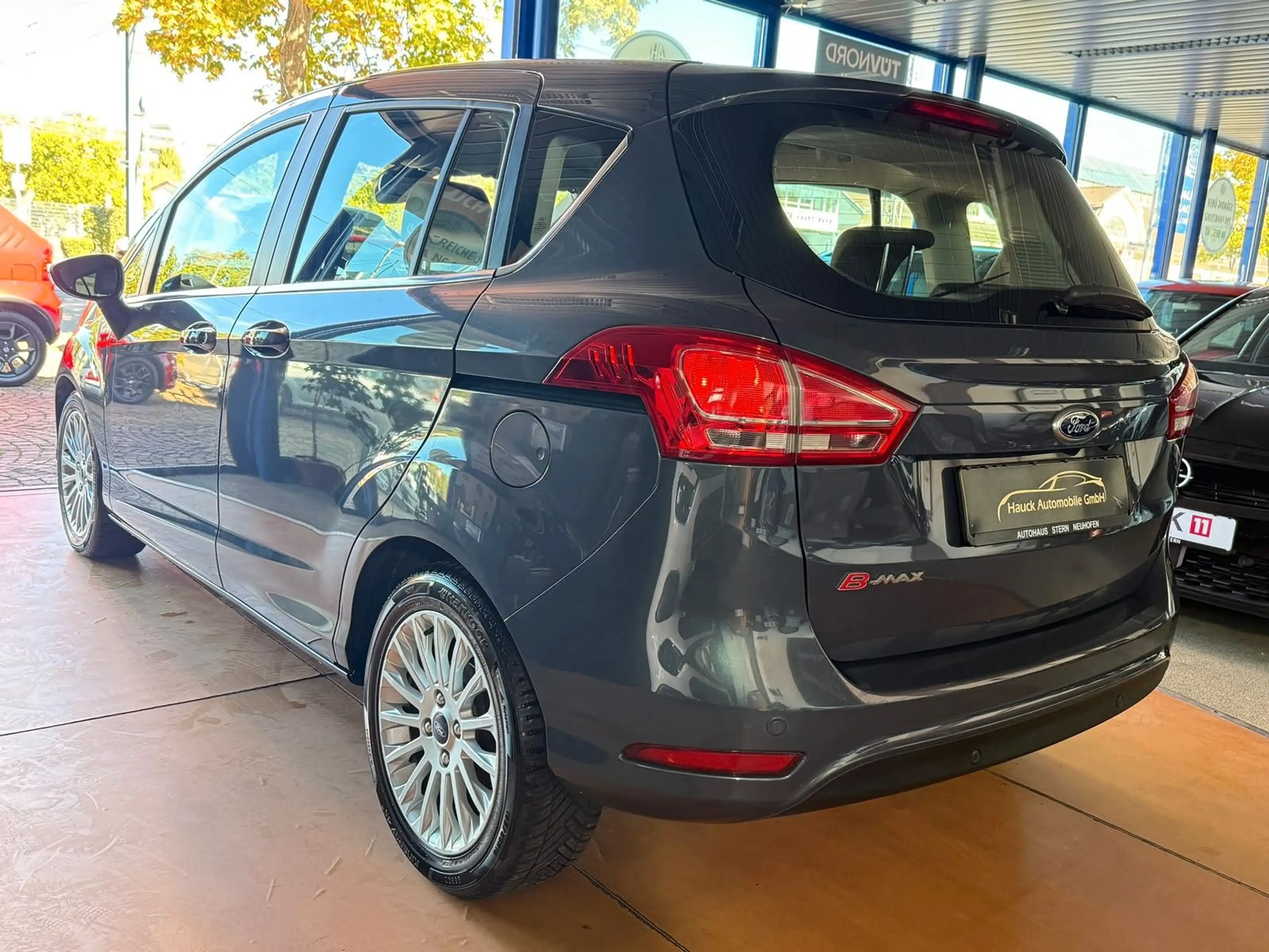 Ford B-Max B-MAX Titanium Automatik / Navi / R-Kamera — photo 3