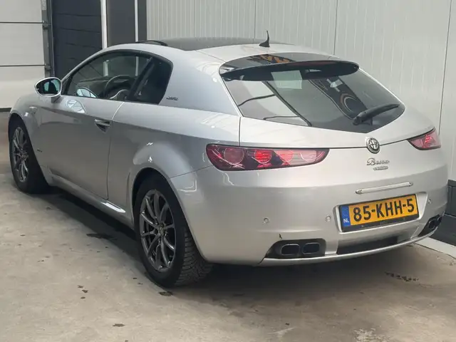 Alfa Romeo Brera view 7