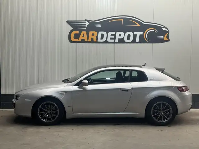 Alfa Romeo Brera view 8