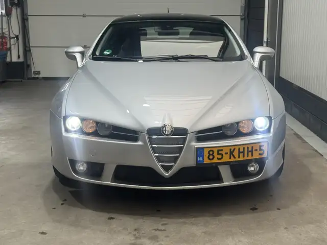 Alfa Romeo Brera view 2