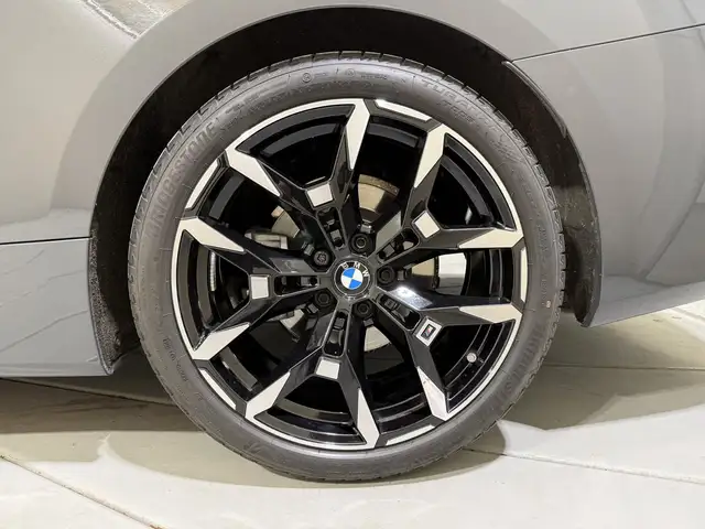 BMW M view 5