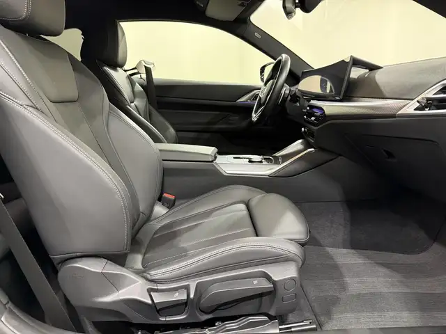 BMW M view 8