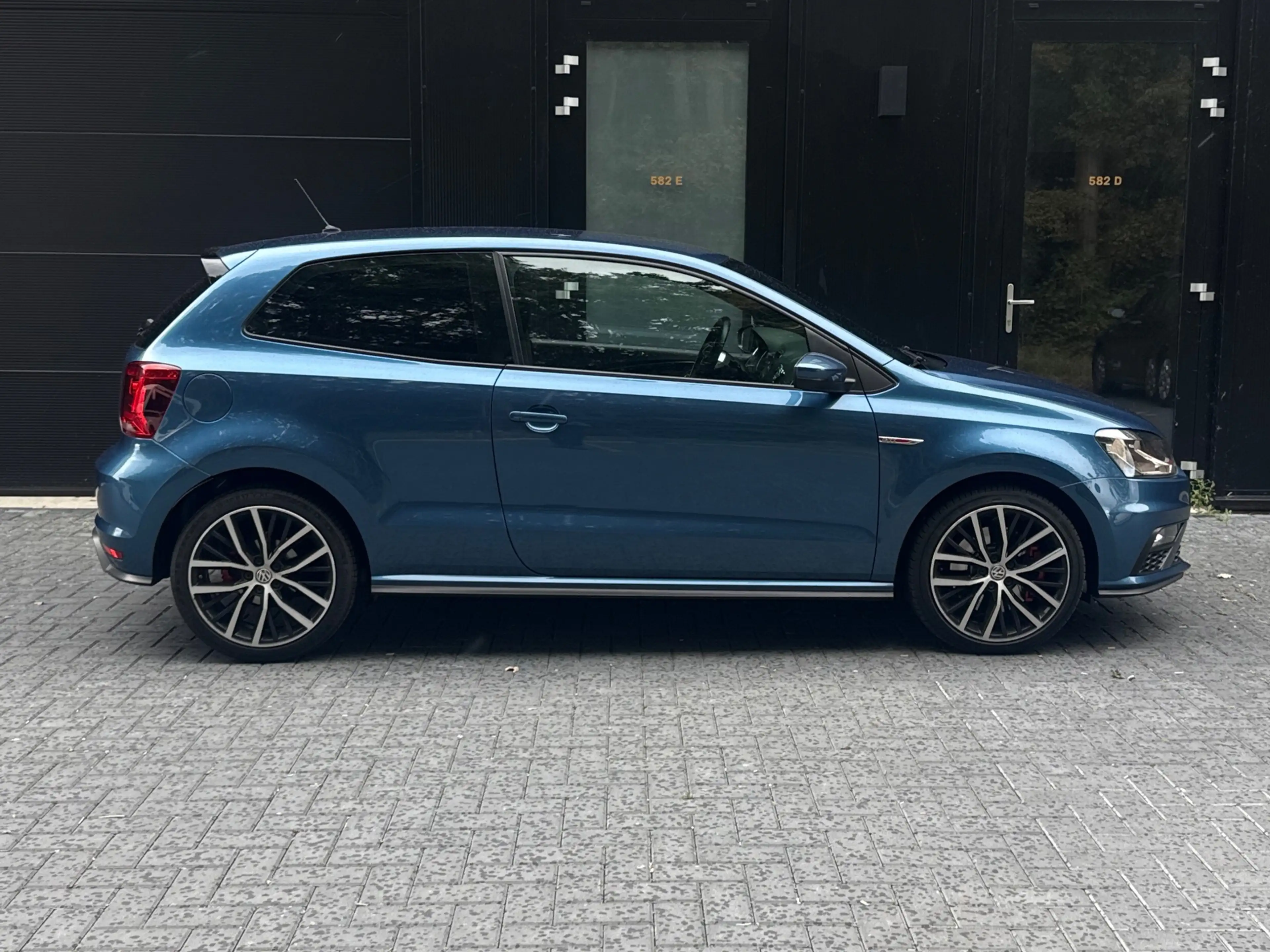 Volkswagen Polo GTI 1.8 TSI NAP/DEALERONDERHOUDEN/DSG/UNIEK!APK 19-3-2 — photo 14