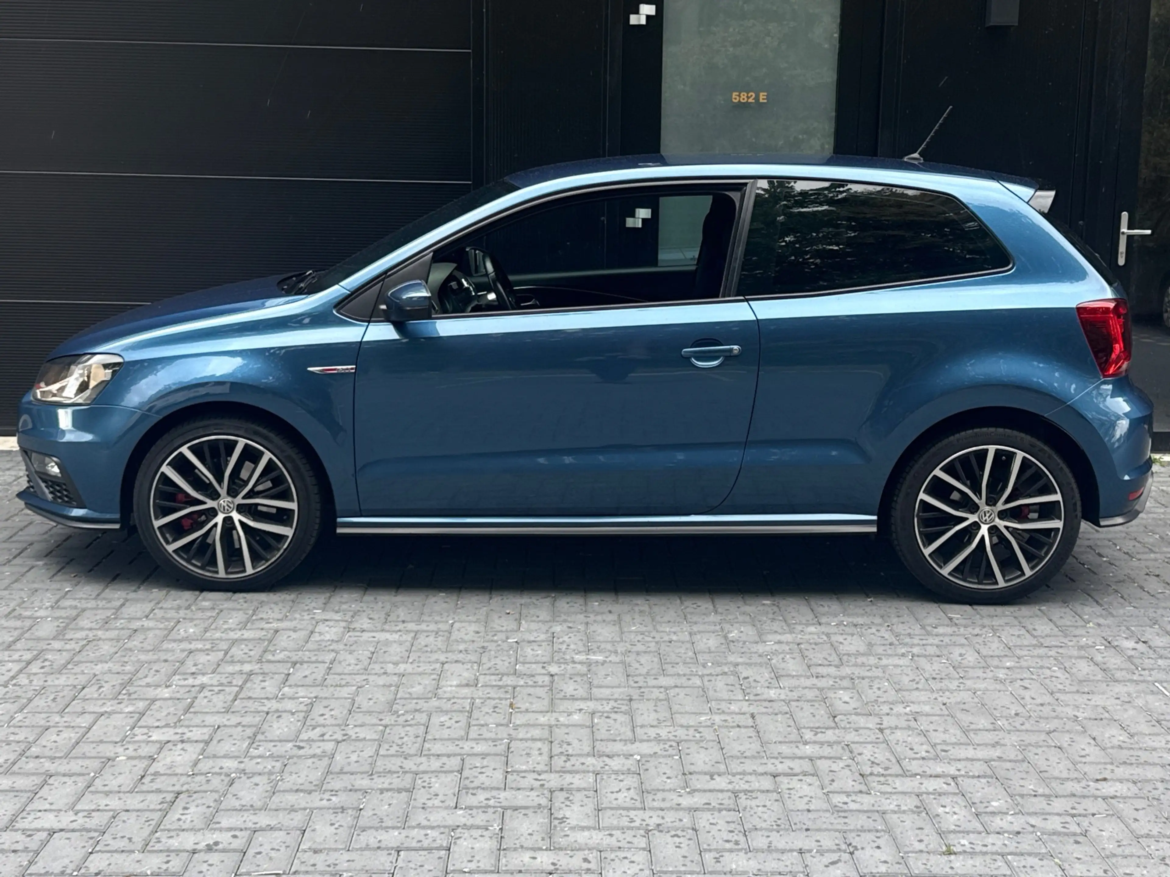 Volkswagen Polo GTI 1.8 TSI NAP/DEALERONDERHOUDEN/DSG/UNIEK!APK 19-3-2 — photo 8
