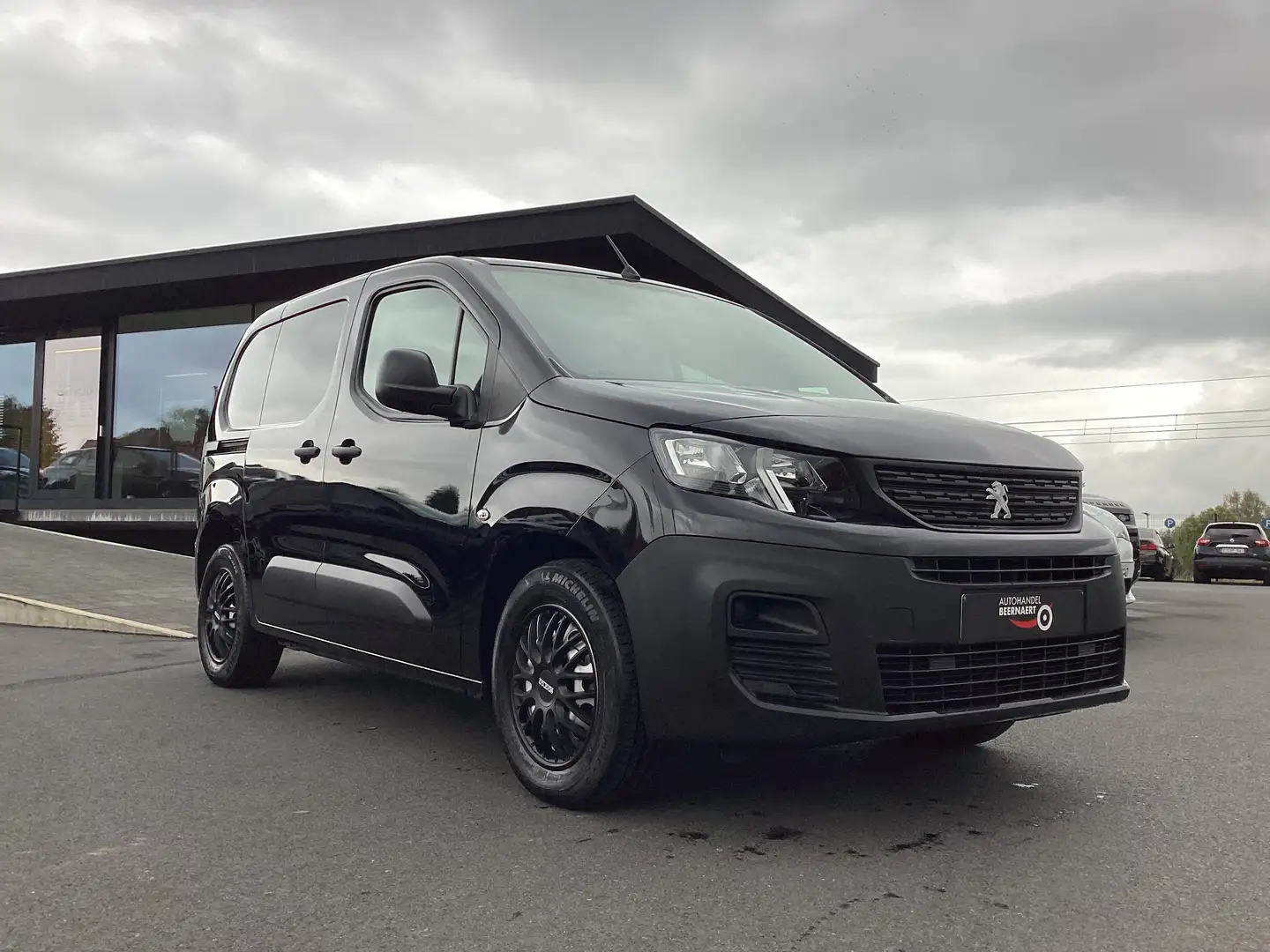 Peugeot Partner Electric/1steEig/28000km/Airco Zwart - 1