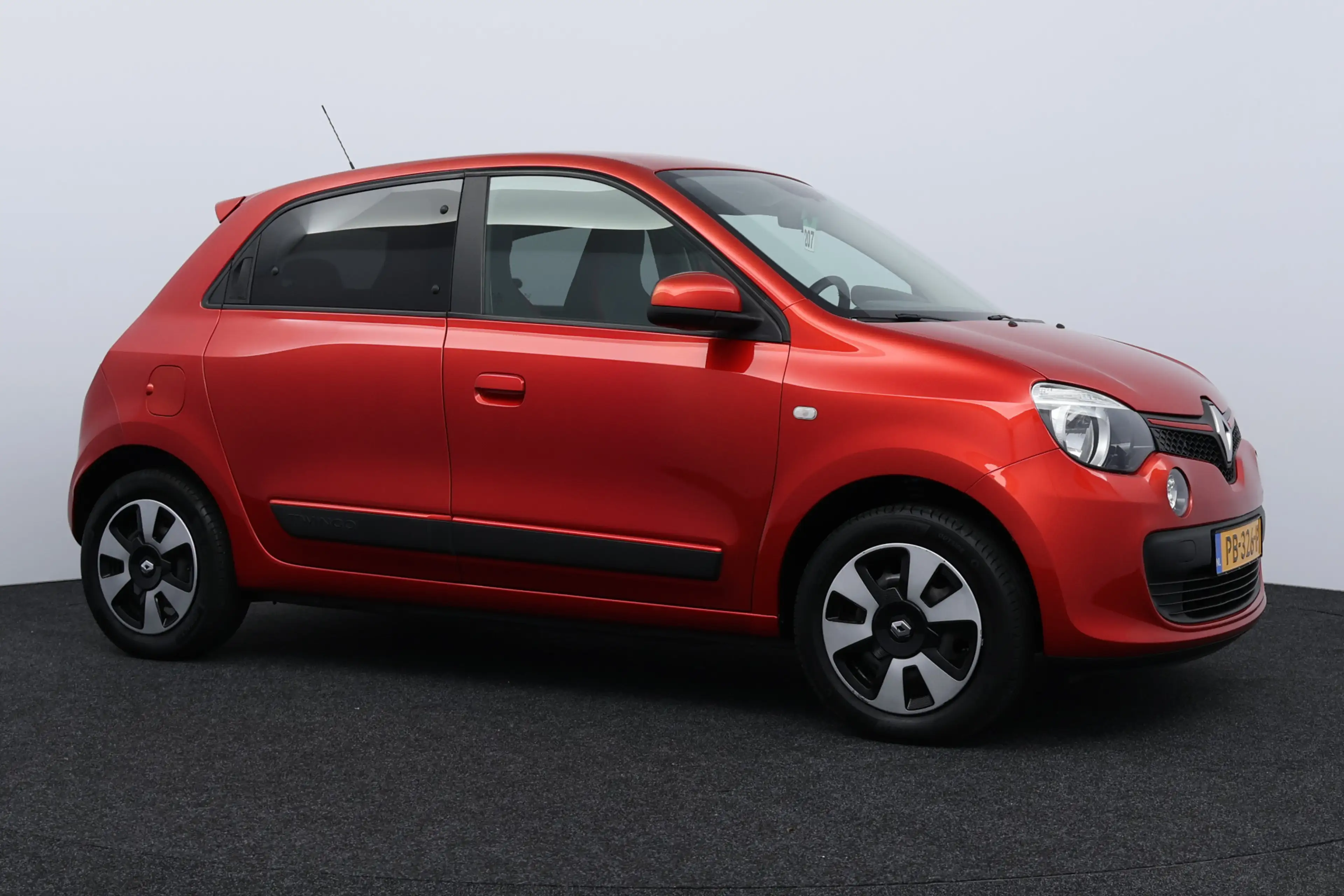 Renault Twingo 1.0 SCe Collection/ Historie!/ Airco/ DAB+/ Cruise — photo 15