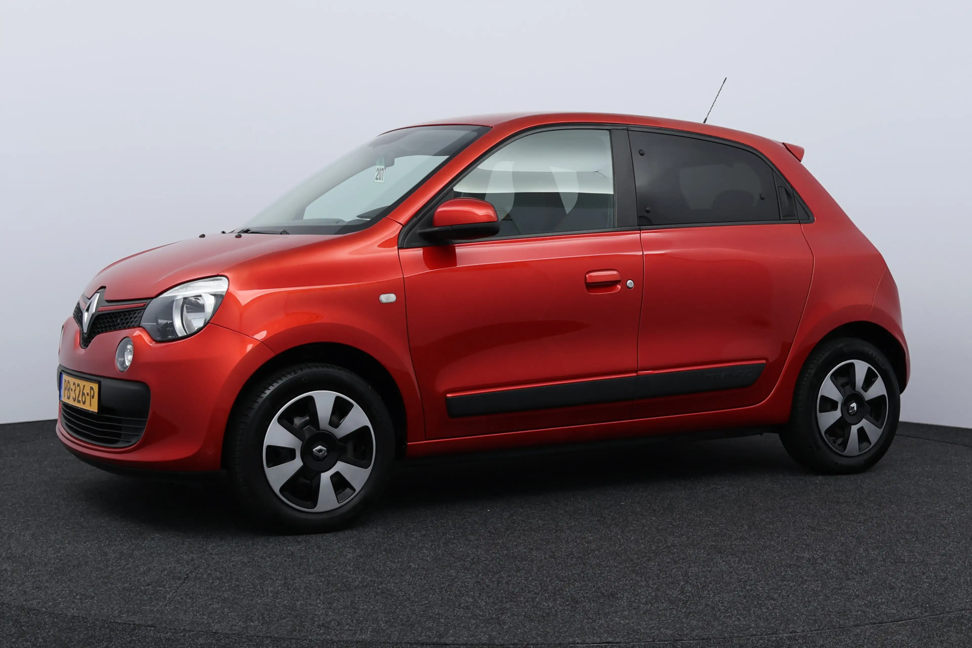 Renault Twingo 1.0 SCe Collection/ Historie!/ Airco/ DAB+/ Cruise — photo 3