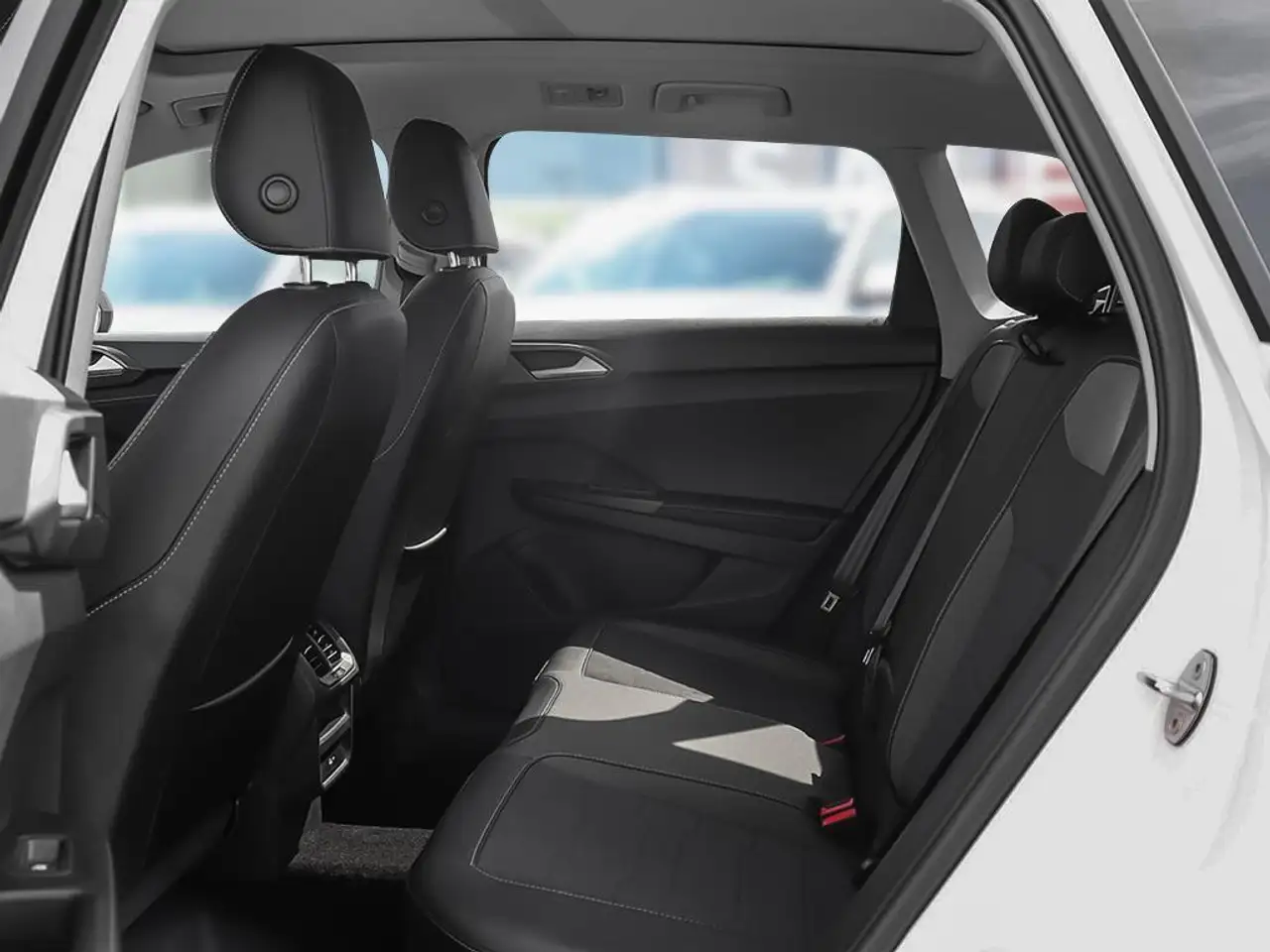 Volkswagen Taos снимка Volkswagen Taos