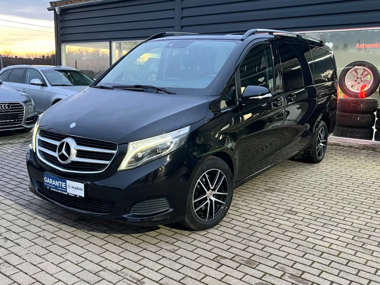 Mercedes-Benz V 220 *EDITION*lang*AHK Negro - 1