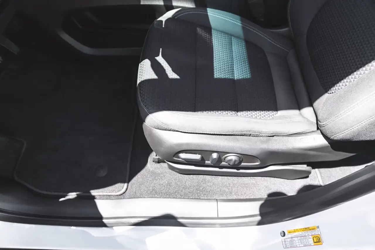 Chevrolet Bolt fotografie Chevrolet Bolt