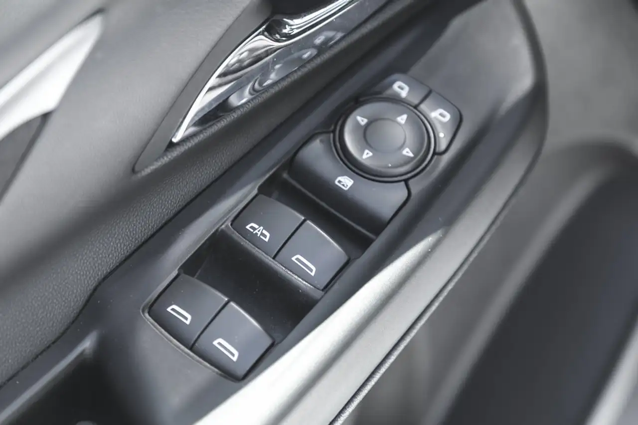 Chevrolet Bolt fotografie Chevrolet Bolt