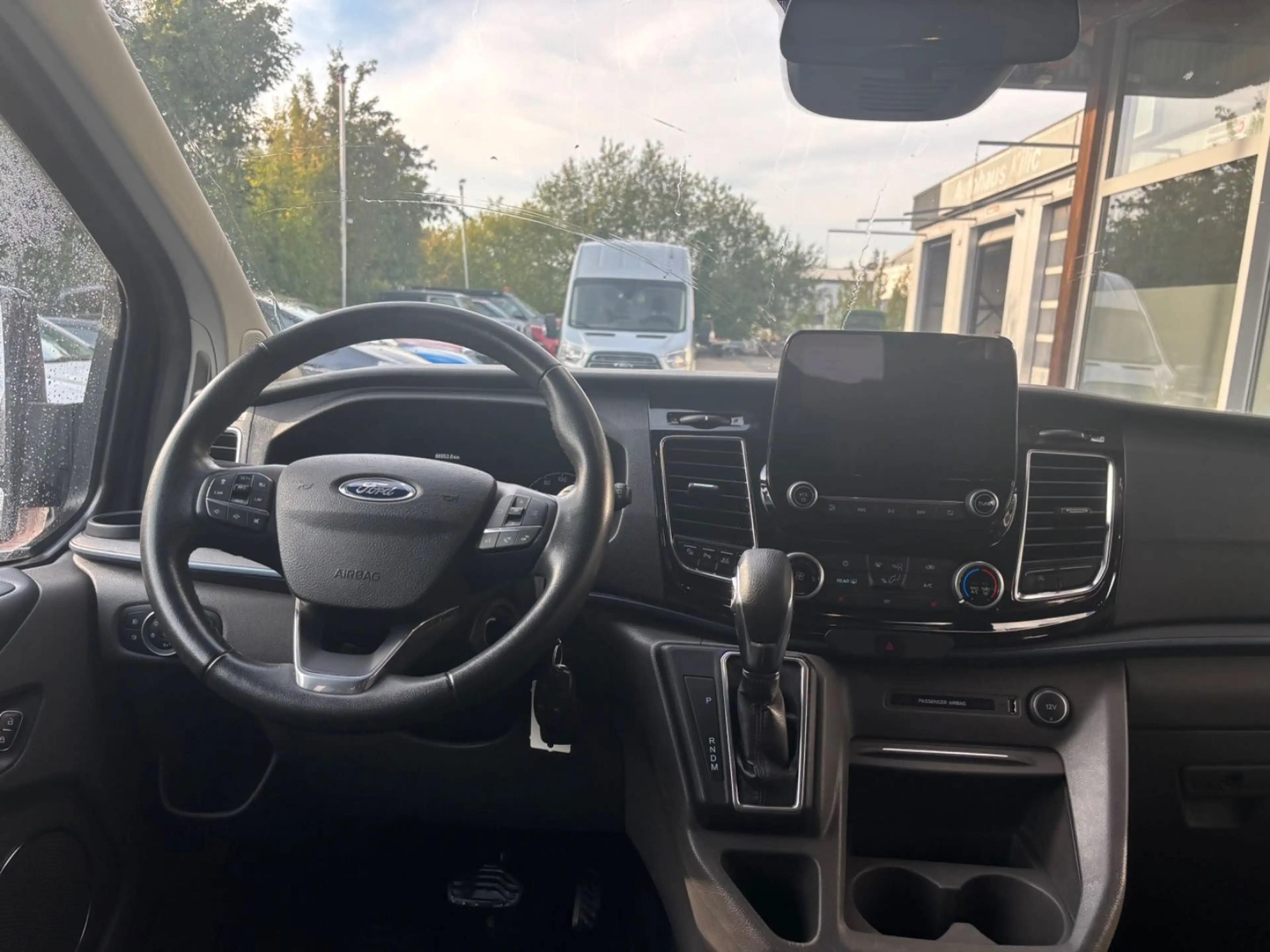 Ford Tourneo Custom L1 Active Standheiz. AHK R-Cam — photo 9