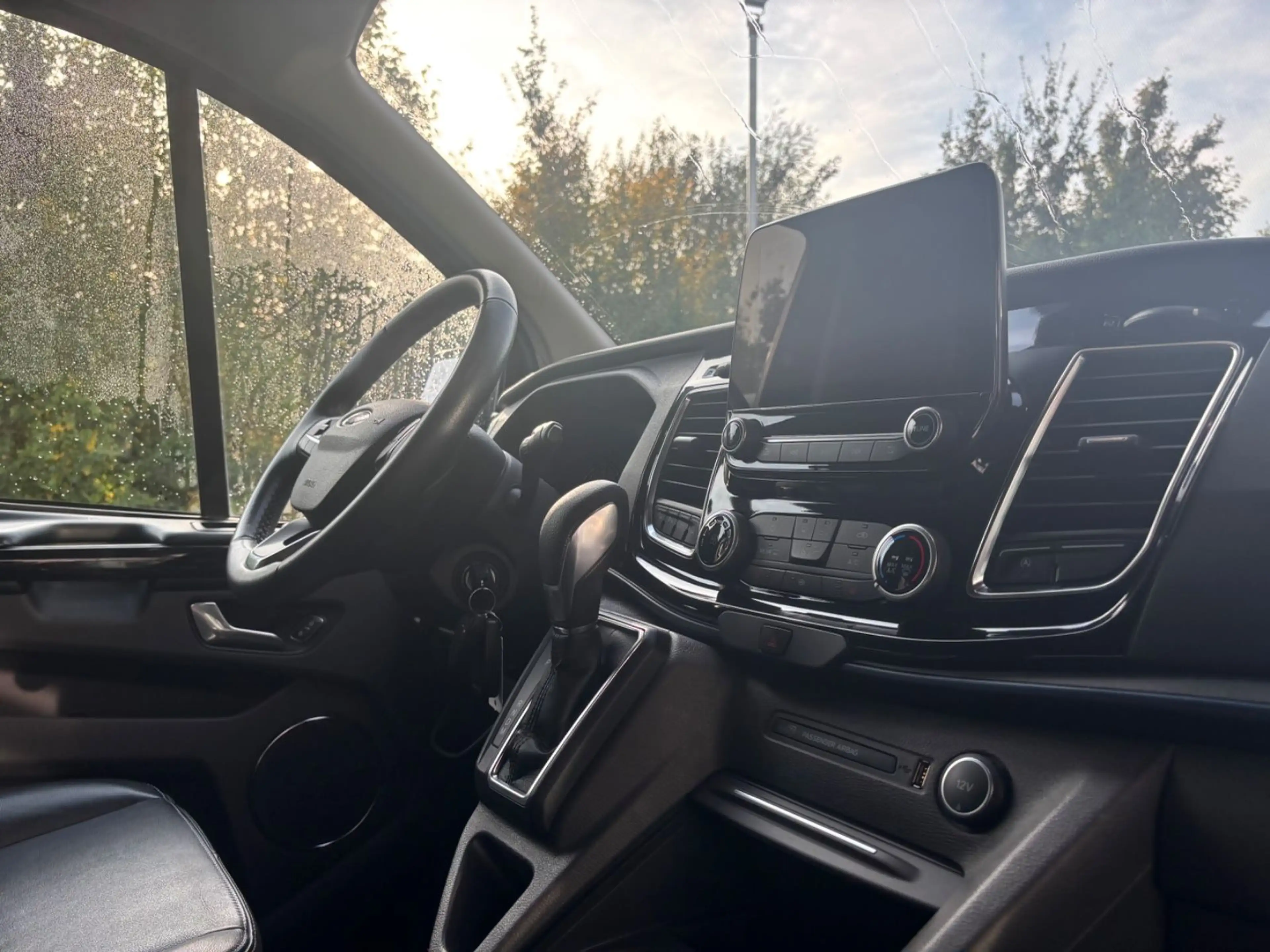 Ford Tourneo Custom L1 Active Standheiz. AHK R-Cam — photo 7