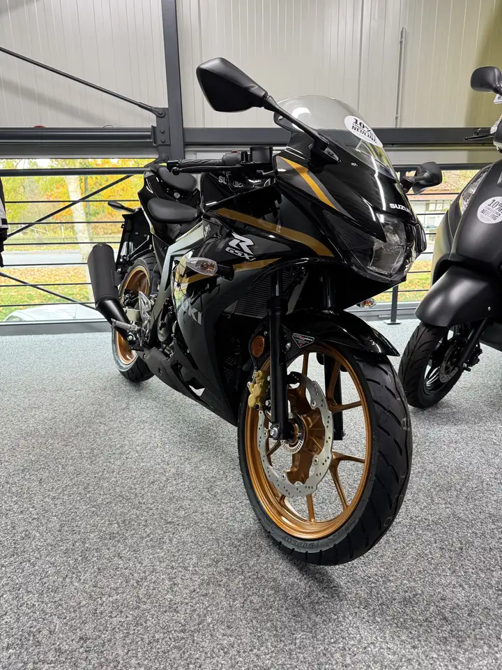 Suzuki GSX-R 125