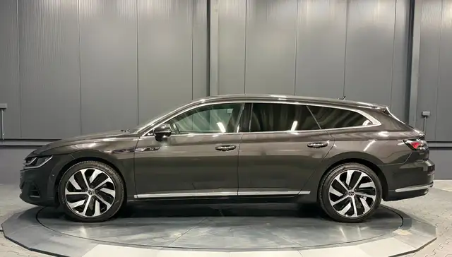 Volkswagen Arteon view 3