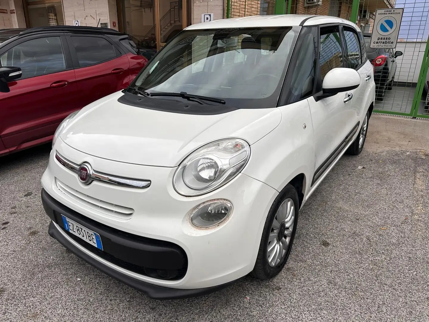 Fiat 500L 500L Living Living 1.6 mjt Lounge 105cv Wit - 1